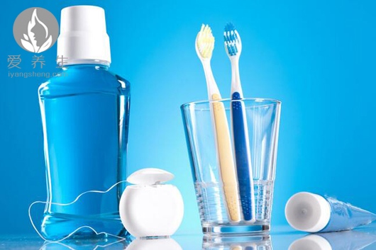 牙刷放酒精浸泡 半小时后都惊呆了