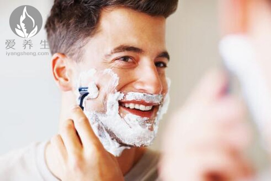 牙刷放酒精浸泡 半小时后都惊呆了