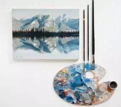 我们必须得承认人走茶凉的道理