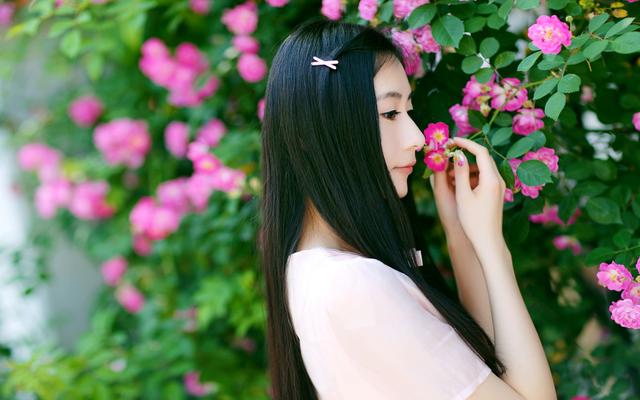 心有万般苦，身有万种痛，愿新的一年，好好过，爱自己