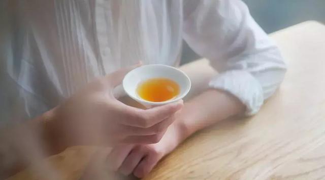 做一个淡定优雅的女子