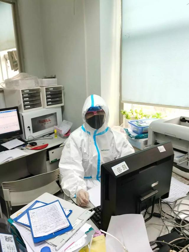疫情蔓延全国！前线照片曝光，第一张就泪目了……
