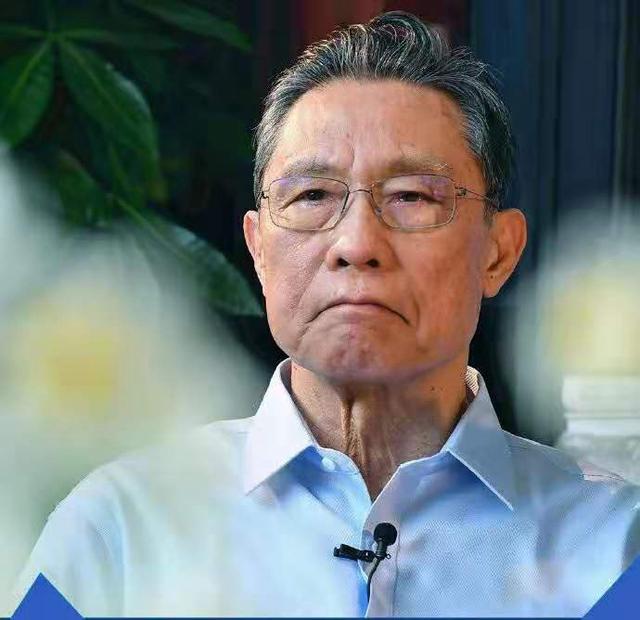 有的人宅家快憋疯，你看不到的另一种人：读书积蓄能量，等待爆发