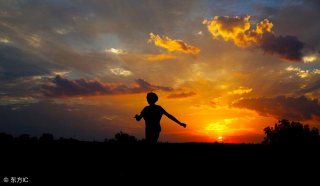 2018最优美的句子，句句沁人心脾，很有意境