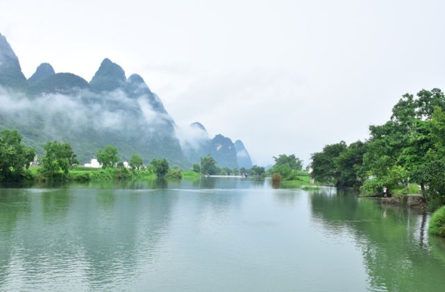 桂林山水唯美诗句大全（赞美桂林山水的优美诗句）