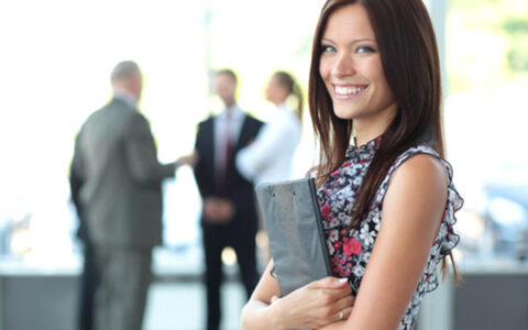 职场不要盲目答应别人的帮助和请求