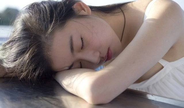 失眠写个心情说说精选73条（睡不着觉发个感慨）