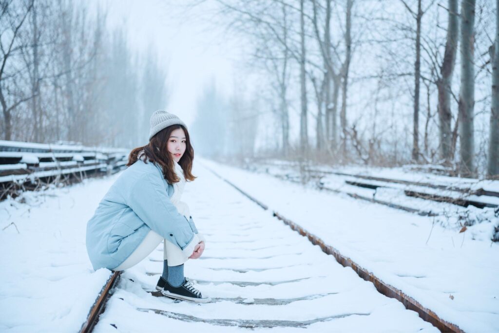 下雪有意境的唯美短句（形容漫天飘雪的诗句）
