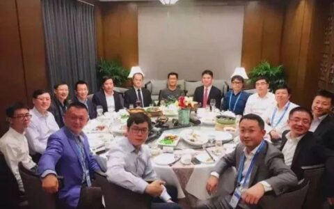 饭局之意不在饭，重要的是跟谁在一起吃