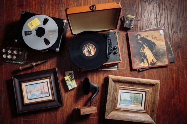 关于怀旧的句子有哪些（关于念旧的唯美句子分享）