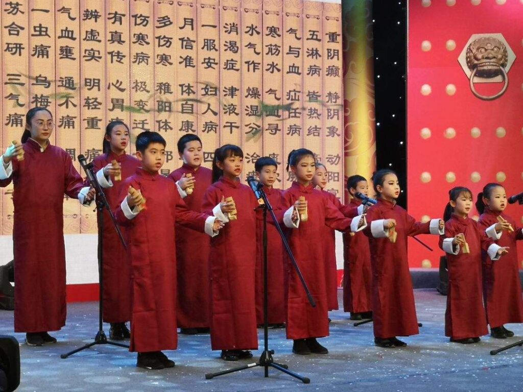 快板顺口溜大全集（快板书大全集顺口溜）