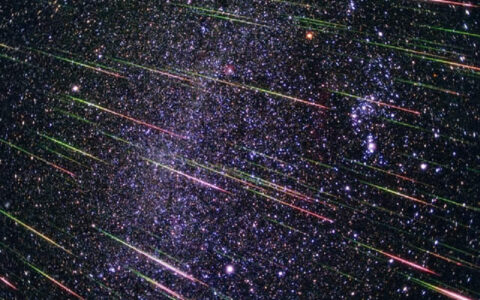 流星雨的传说是真的吗（流星雨的故事简短）