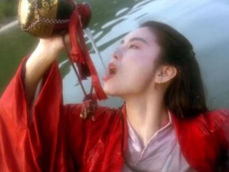 酒与人生的经典句子（欣赏人生如酒的经典语录）