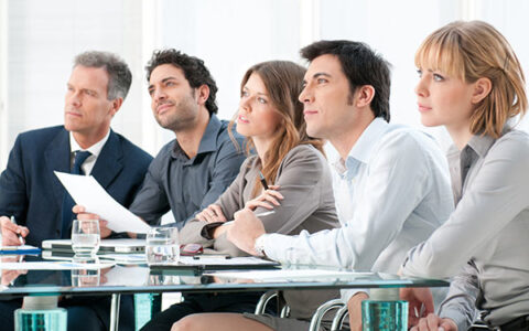 职场如何在短时间内组织好语言