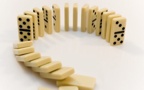 关于培训的正能量句子（培训的文案朋友圈）