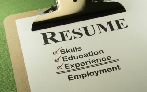 个人简历简短范文（个人简历自我评价简短）