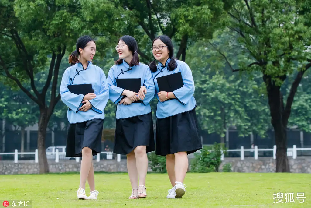 青春散文摘抄（关于青春的短篇散文分享）