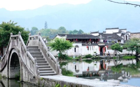 苏轼最温柔的一首春日词，诗情画意，结尾10个字美到骨子里