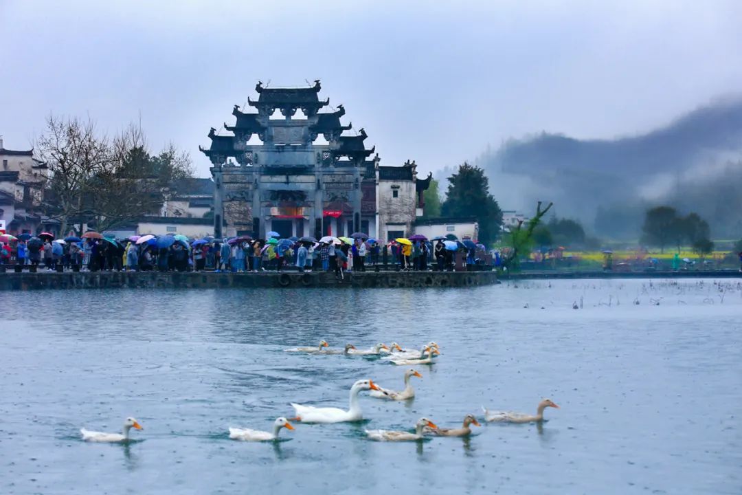 “山雨欲来风满楼”：16位冷门诗人，留下了16句千古绝唱