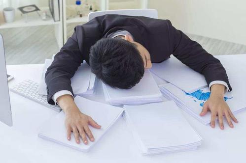 面试中被HR问到是否接受996