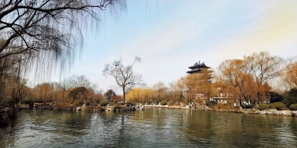 济南的冬天原文（散文济南的冬天赏析）