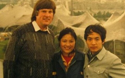 ￼顾城爱情诗句经典（顾城最美的情诗）