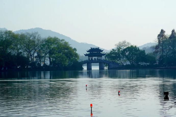 000万字的《二十四史》，读这24句就够了"/
