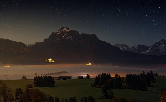 王维诗中的幽静美，短短20字，沉醉了千年的时光！