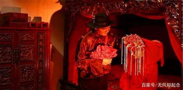 古代最著名的洞房诗，文字直白，只有4句却道尽新婚夫妻旖旎风光