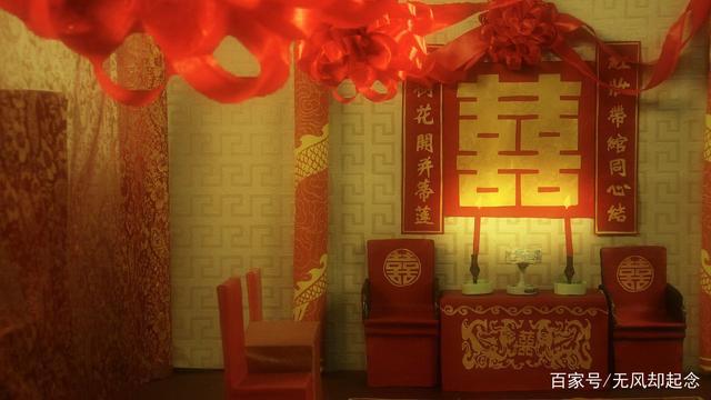 古代最著名的洞房诗，文字直白，只有4句却道尽新婚夫妻旖旎风光