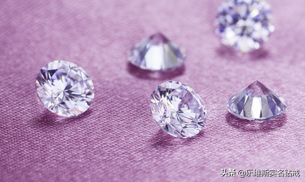钻石的寓意发朋友圈（最浪漫的钻石广告词）