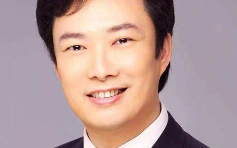 描写眼神的句子（表达眼神的唯美句子）