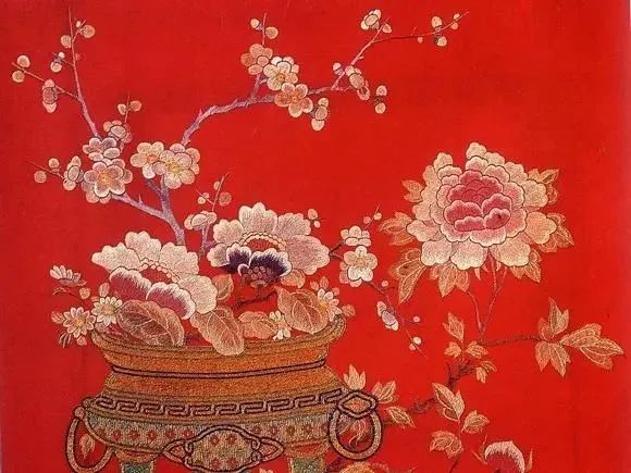 形容红色的唯美句子（关于红色的文案句子）