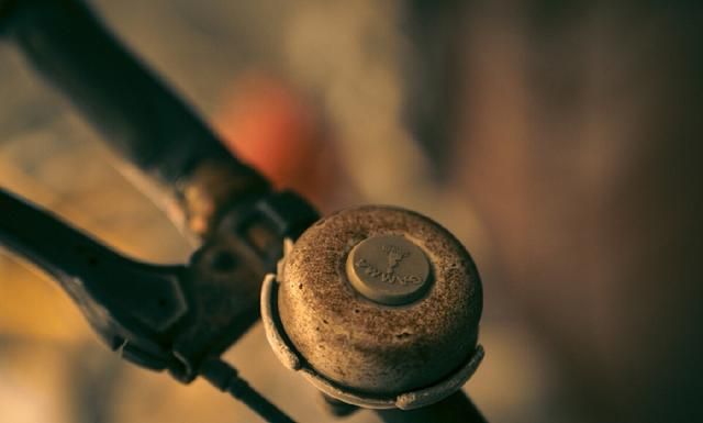 关于爱情的唯美诗句（浪漫到骨子里唯美诗句）