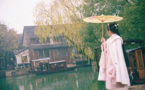 关于爱情的诗句唯美（唯美爱情的古诗词）