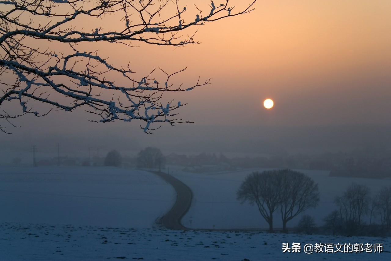 关于月亮的古诗大全（描写月亮的诗词名句欣赏）