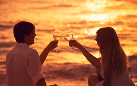 最搞笑的qq个性签名（搞笑俏皮个性签名）