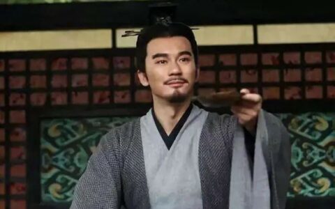 司马懿敢和曹丕争锋，为何不敢和曹睿齐躯