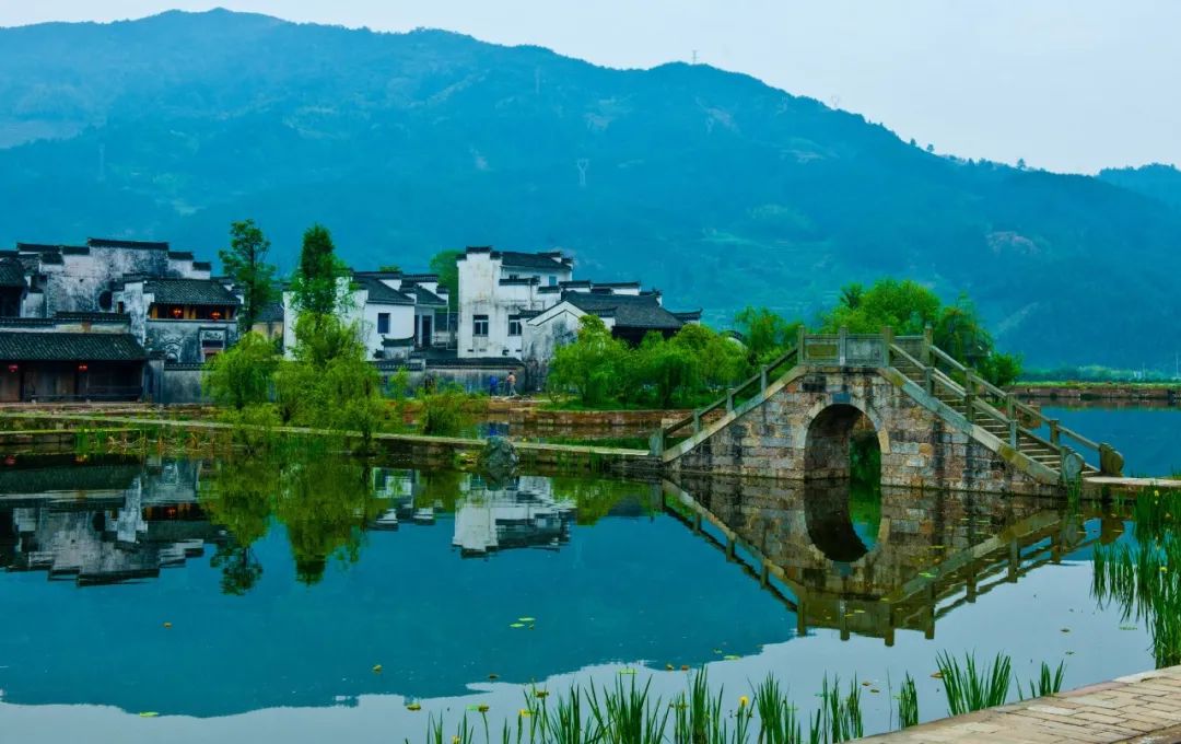 关于山水风光的古诗词（赞美山水风光的诗句）