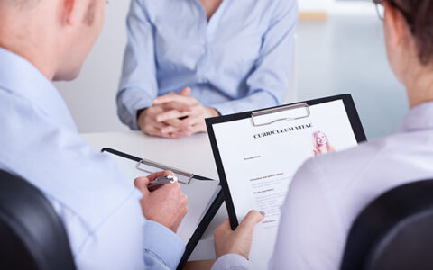 大学经历缺乏亮点，如何写实习简历？