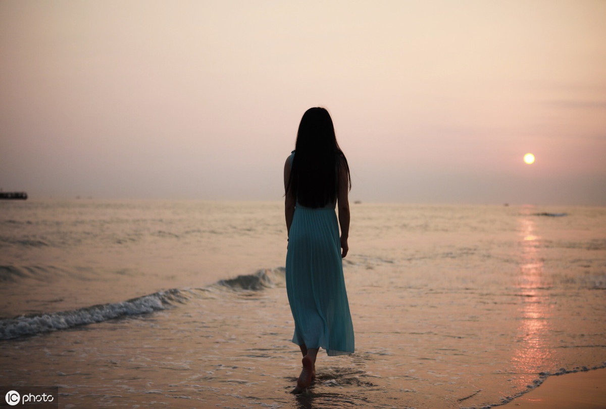 简短优美散文诗摘抄（优美又短的散文诗大全）