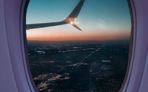 认真工作的励志句子（积极向上正能量励志短句）