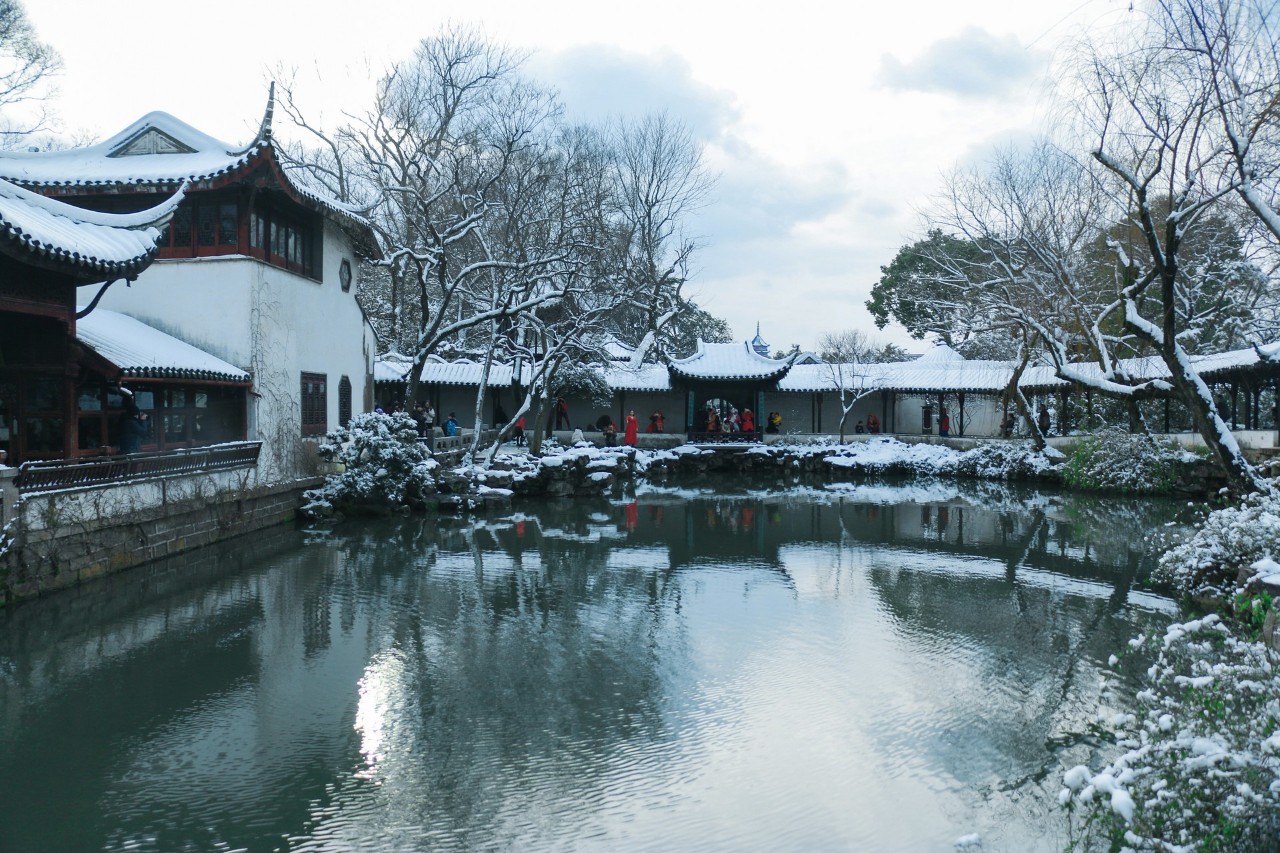 赞美雪的诗句古诗（形容雪很美的诗句鉴赏）