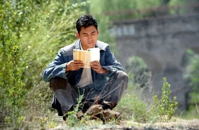 平凡的世界读后感800字（平凡的世界给人的启示）