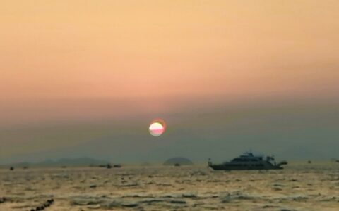 描写大海的诗句有哪些（描写大海的诗句古诗）