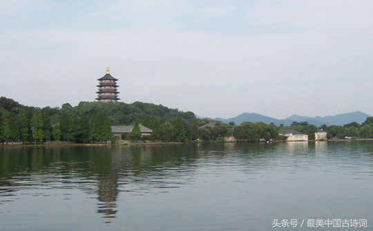 西湖的诗句有哪些（赞美西湖美景的古诗）