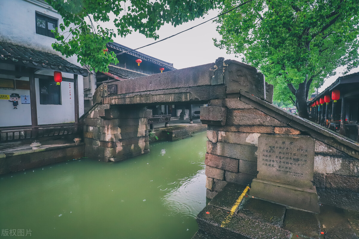 西江月夜行黄沙道中赏析简短（夜行黄沙道中译文及注释）
