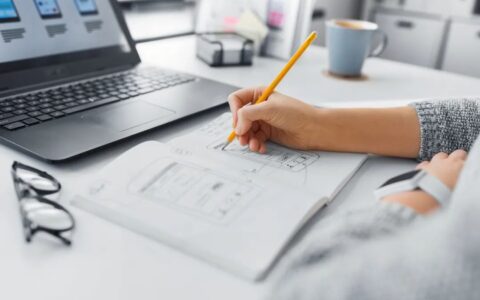 人生遇良师的赞美佳句有哪些（良师难求的赞美佳句名言）