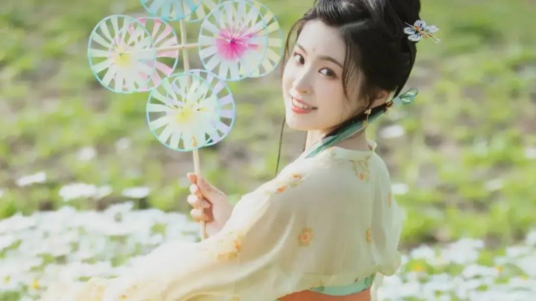 关于眼睛的成语寓意美好（眼晴寓意好的成语）