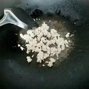泡豆芽怎么泡的（教你自家泡发豆芽）